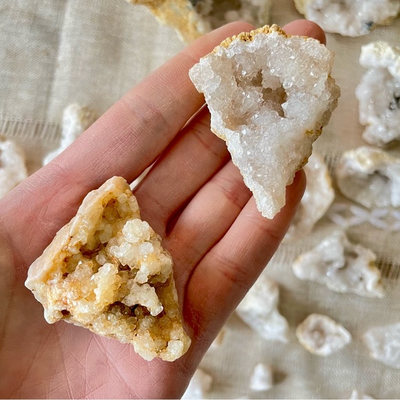 ✨Sparkly Natural Geodes 1 Pound Lot, Moroccan Calcite Crystals✨ ~approx 45 - Picture 10 of 16